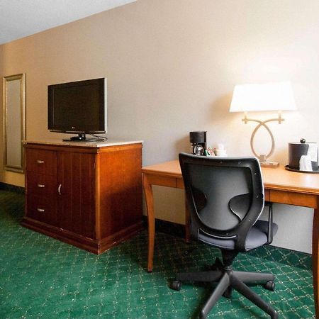 Quality Inn Cairo I-57 Екстер'єр фото