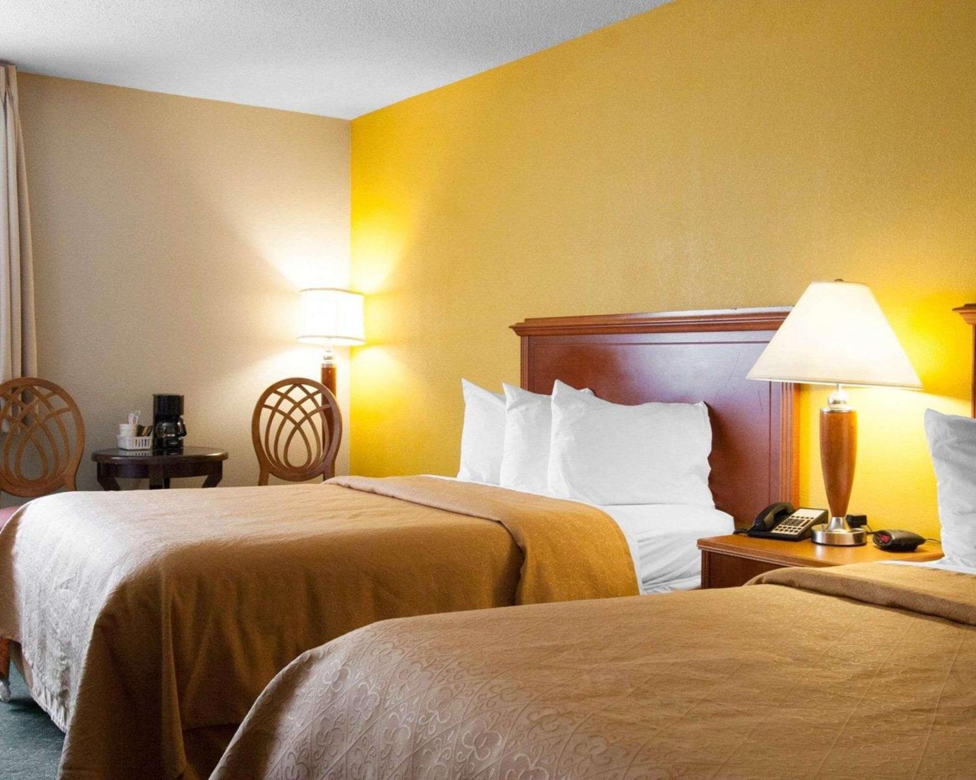 Quality Inn Cairo I-57 Екстер'єр фото