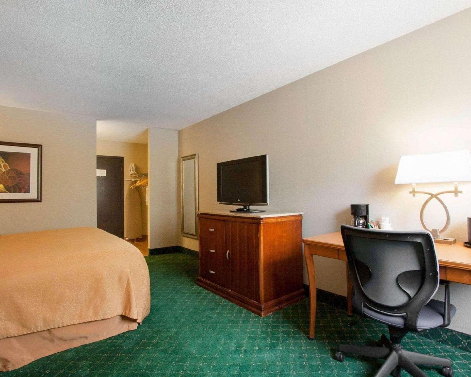 Quality Inn Cairo I-57 Екстер'єр фото